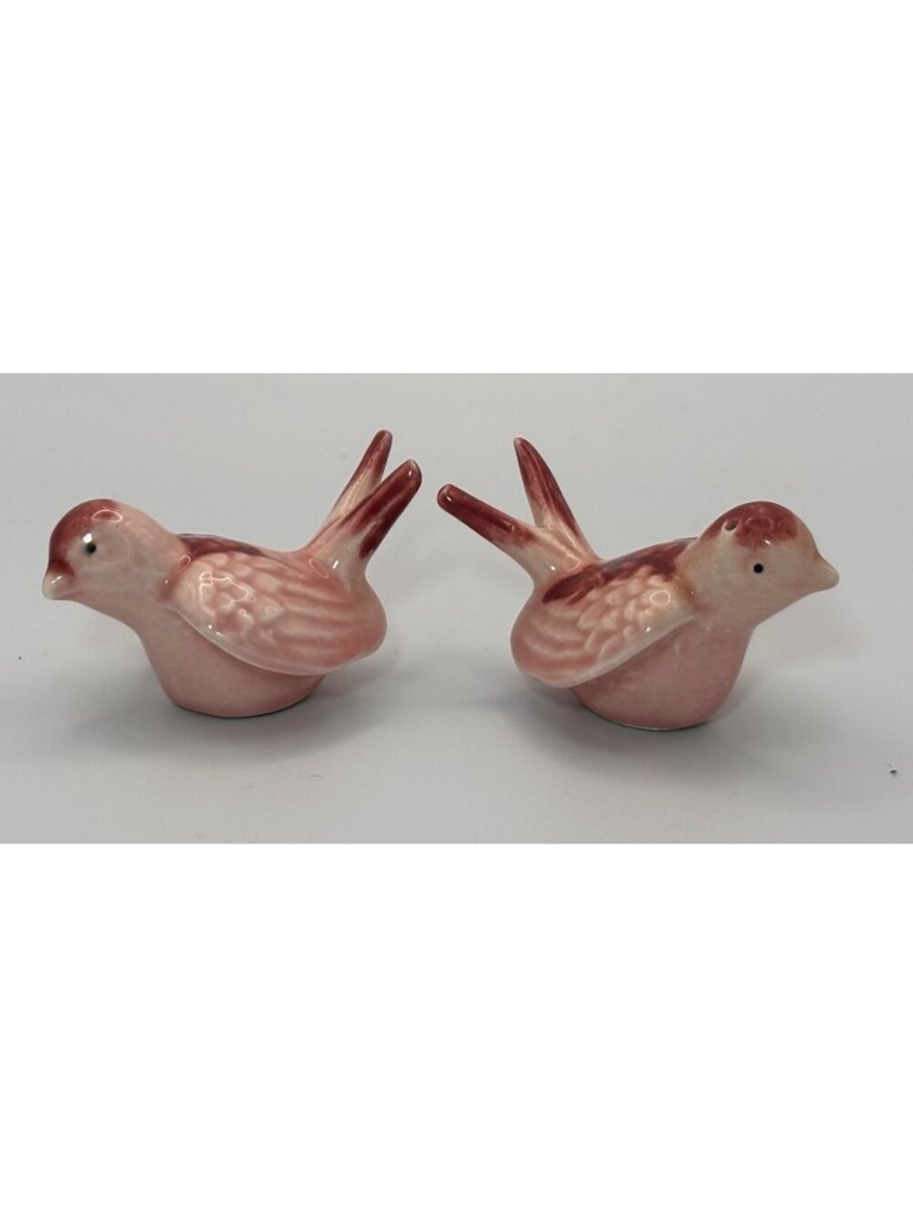 Vintage Ceramic Bird Salt & Pepper Shakers Pink & Red Retro Kitchen Decor